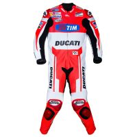 Andrea Dovizioso Traje
