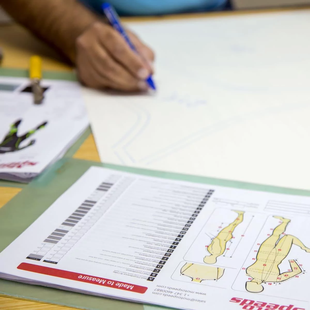 Ropa de cuero hecha a medida Ropa de cuero hecha a medida